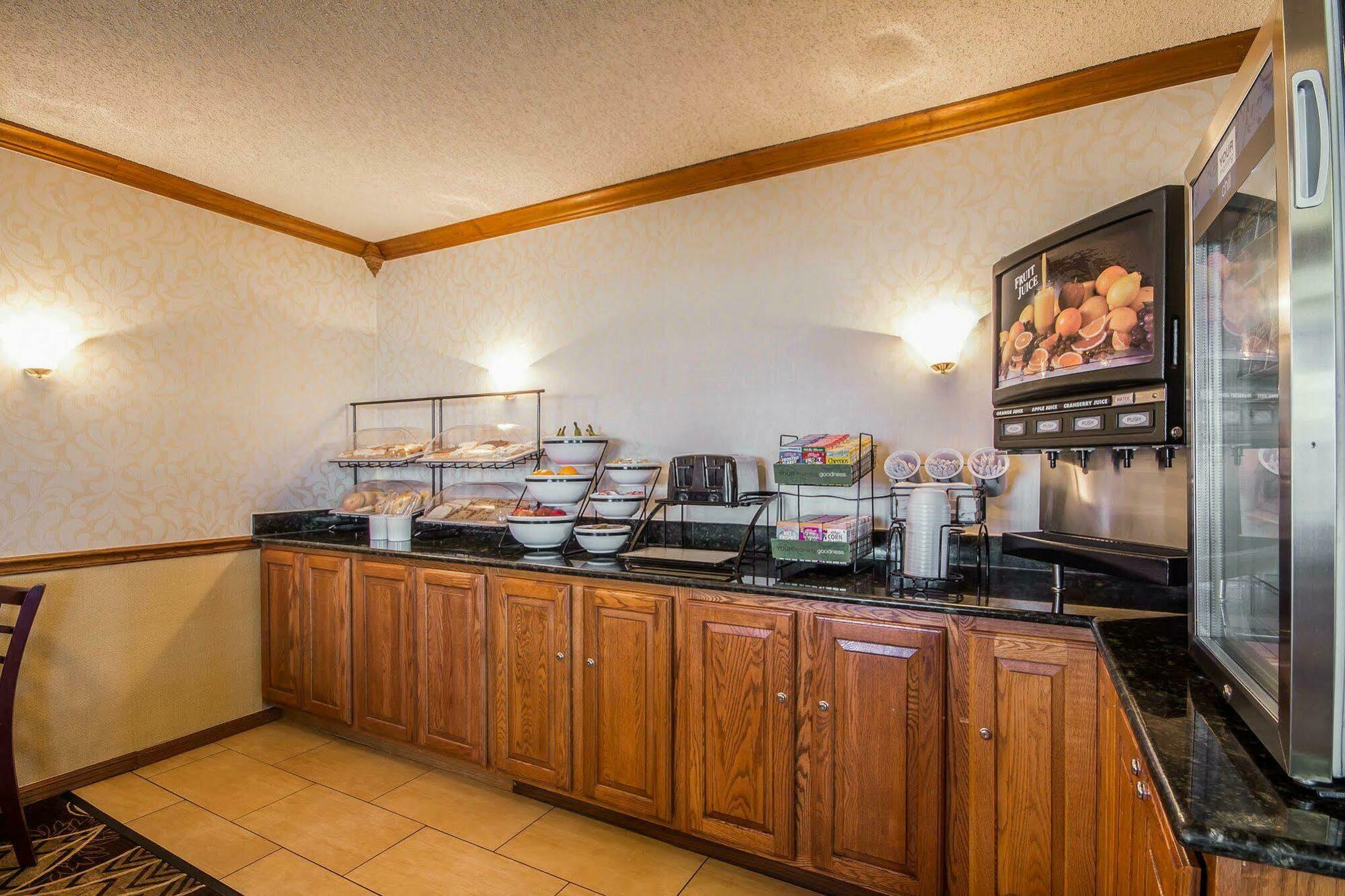 Comfort Inn Fond Du Lac Εξωτερικό φωτογραφία